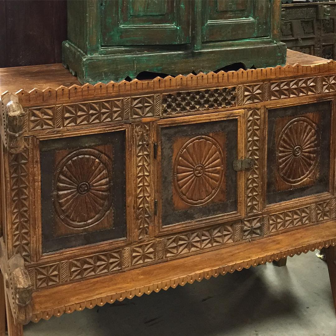 Antique Furniture Interior Design Indian Decor, India ...